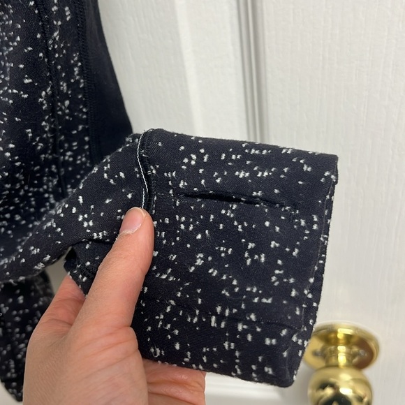 Lululemon Run Briskly 1/2 Zip Magnetized Jacquard Black White / Black | Size 4 - Picture 8 of 10